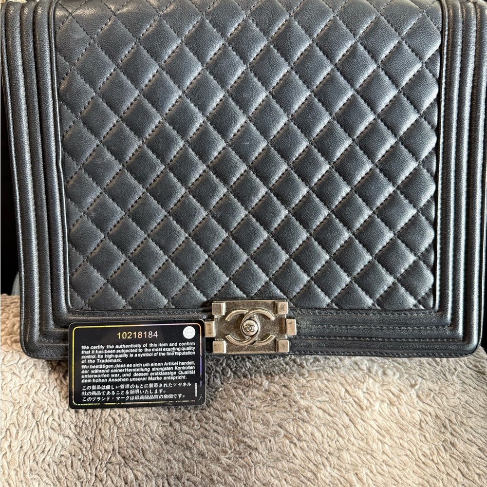 listing-status-banner